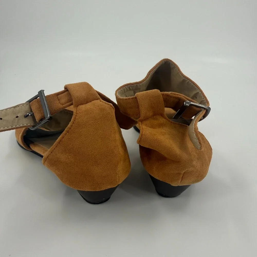 Womens Wedge Sandals US Size 7.5 Brown Suede Comfort Peep Toe Ankle Buckle Strap